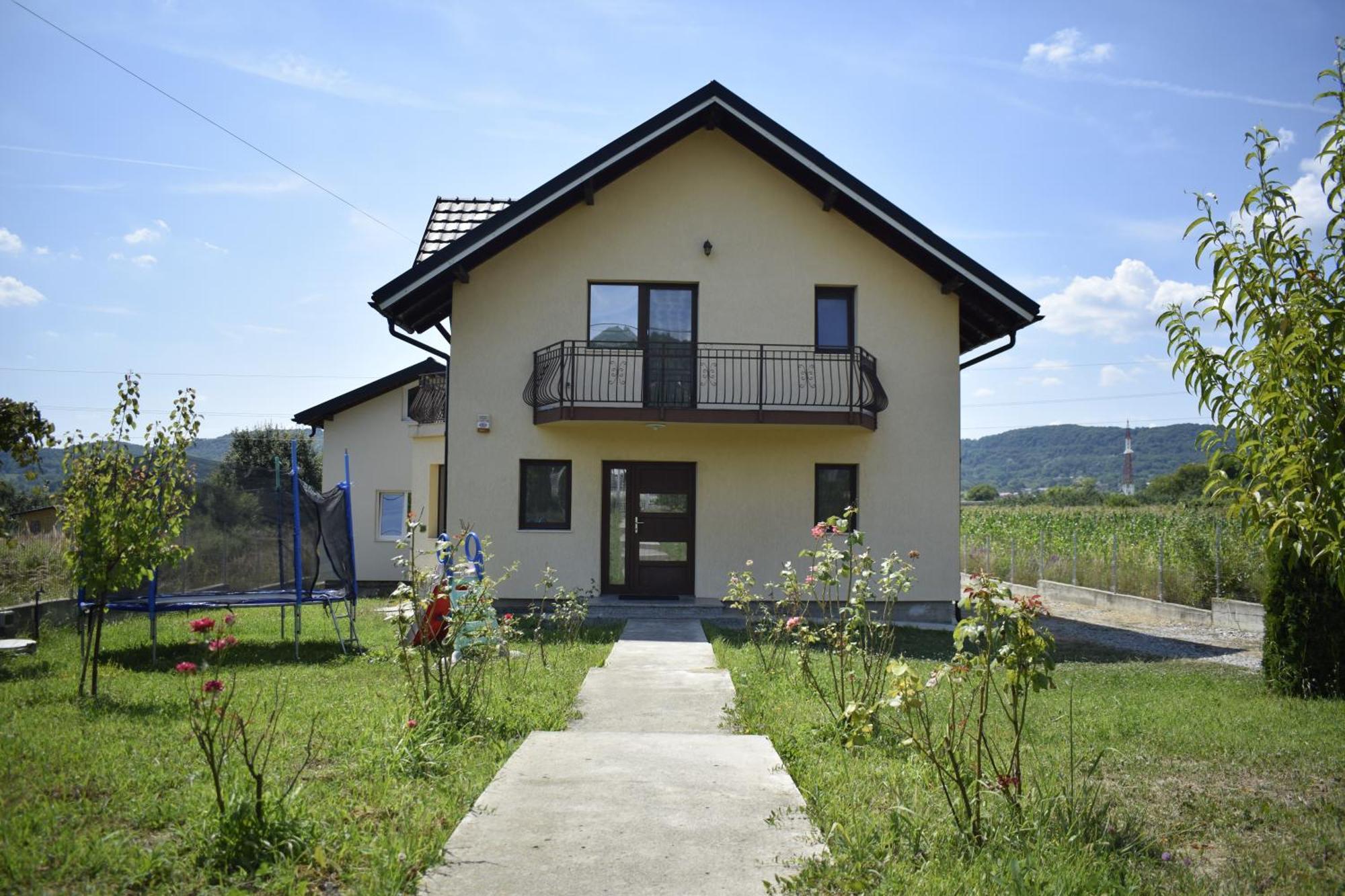 Cazare Antonia Curtea De Arges Exterior photo